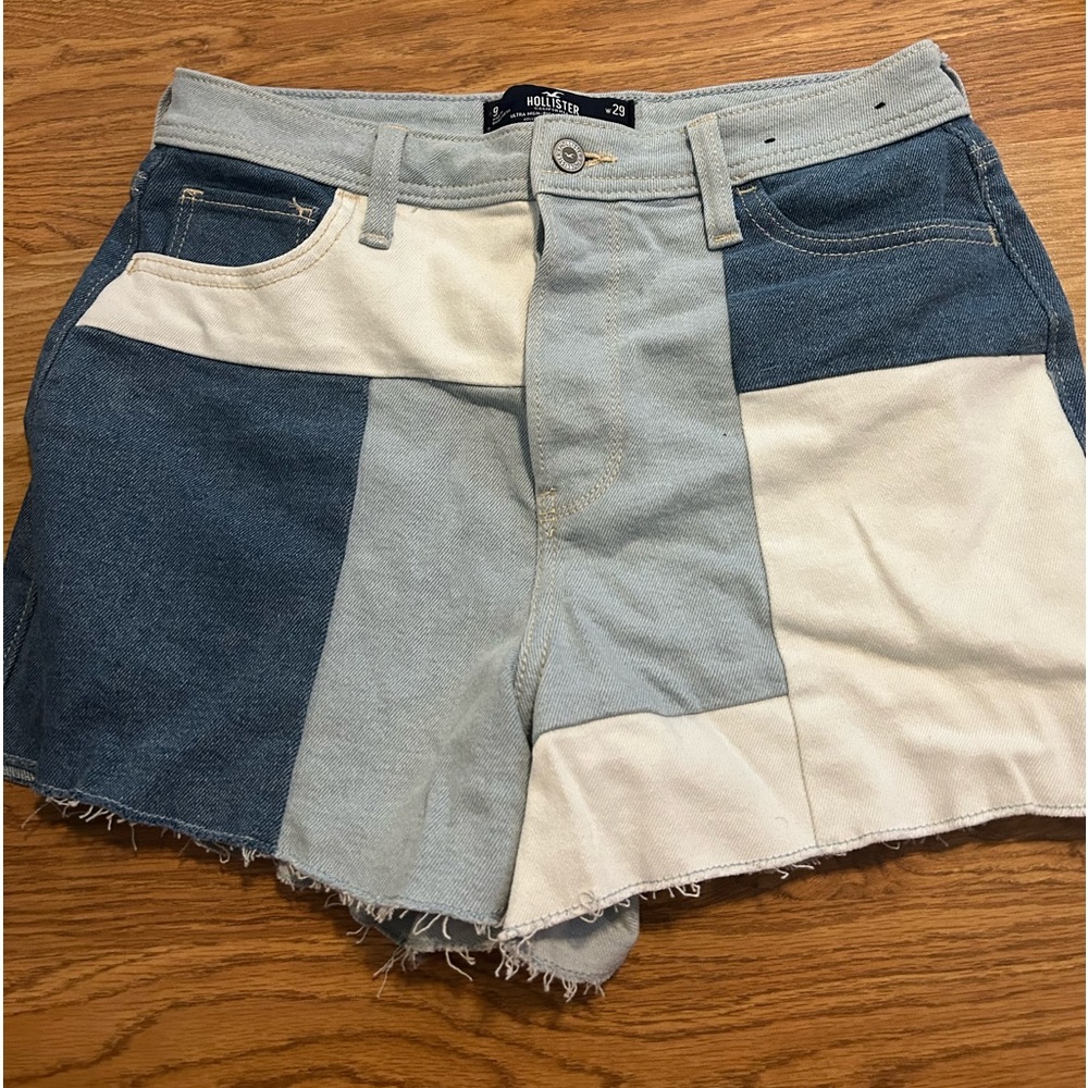 Hollister ultra high rise mom short 3”